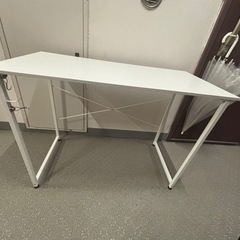 PCデスクの画像