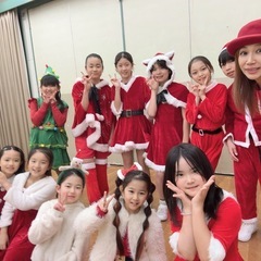 今年もミニサンタさん🤶で沢山ダンスを踊ったよ🎄🌟2026年♪キッズダンスサークルメンバー募集中🌟の画像