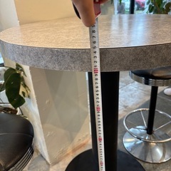 カウンターBARセット、テーブルとハイチェア3脚セットの画像