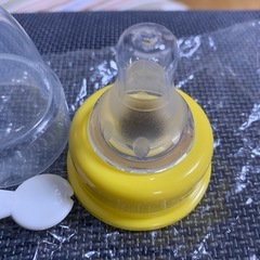 哺乳瓶の飲み口の画像