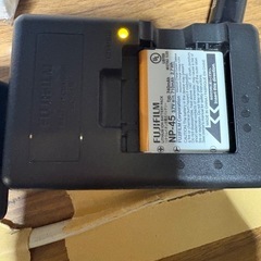 ジャンク市場　FUJIFILM FinePix Z300 デジタルカメラの画像