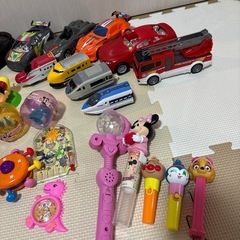 おもちゃ風船車の画像