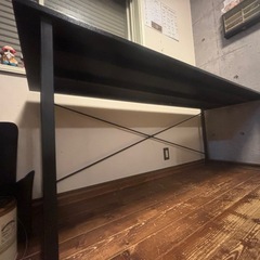 パソコンデスクの画像