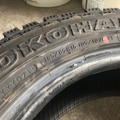 ジムニー　組み込み歴のみあり YOKOHAMA ジオランダー M/T 185/85R16  105/103L LT 1本 未使用品 背面用スペアなどにの画像