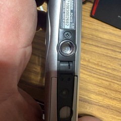 ジャンク市場　　Canon ＩＸＹ400Ｆ　デジタルカメラの画像