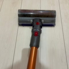 ダイソンDyson sv12コードレスクリーナー　ジャンク品の画像