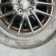 タイヤ185/65R15の画像