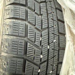 スタッドレスタイヤ
の画像