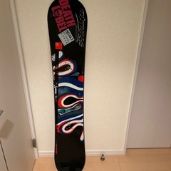 バートンスノーボードウェアとスノーボード3本セットの画像