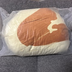 新品未開封チーズ蒸しパンクッション の画像