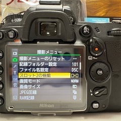 動作良好 Nikon D7000｜ショット数1414回・18-200mm元箱付き Nikon D7000 ニコン 一眼レフの画像