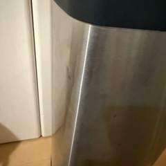 ステンレス　足踏み　ゴミ箱　2個の画像