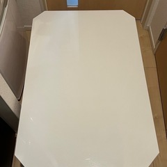 ニトリ折り畳むローテーブルの画像