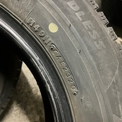 ブリザック　ブリジストン　VRX2 スタッドレス　195 65 15 4本の画像