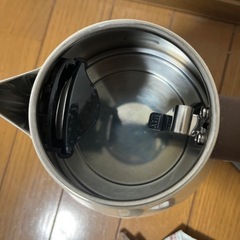 デロンギ　　　電気ポットの画像