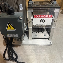 剥線機 電動剥線機 テ-プル式線抜き機 自動電線皮むき工具 ケーブル皮むきの画像