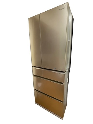 【年末までお値引できます】568L 大型冷蔵庫