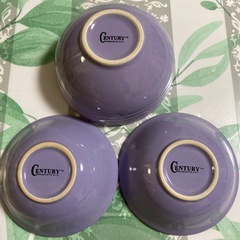 💛ラベンダー色 お椀と小皿2枚で3個セットの画像