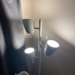 ライトスタンド（28日受け取りまで）の画像