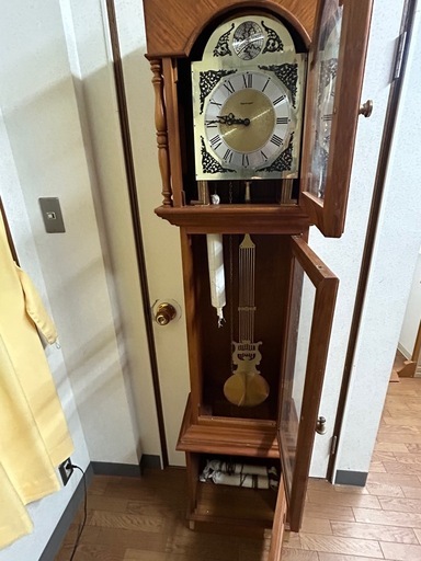 ①引き取り限定TEMPUS FUGIT 柱時計ドイツ製現状品 (しゅん) 竹橋の