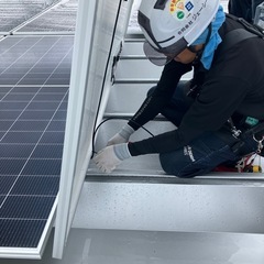 太陽光パネル設置作業　短期バイト募集の画像