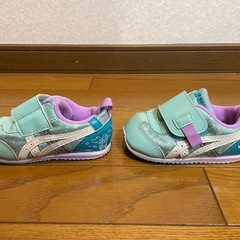 asics キッズ　スニーカー14.0cmの画像