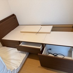 シングルベッド　ニトリ収納付きの画像