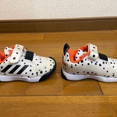 adidas 13.0cmの画像