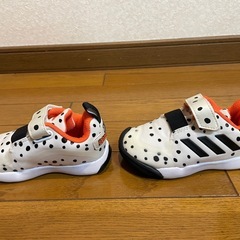 adidas 13.0cmの画像