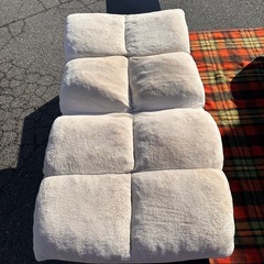 リクライニング座椅子 ベージュ系｜ふかふかクッションタイプの画像