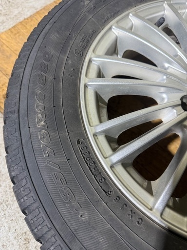 ノートにて使用してました！　185 70 14 トーヨー
