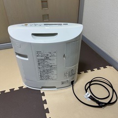 Panasonic セラミックファンヒーター DS-FKX1205の画像
