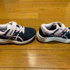 asics キッズ　スニーカー17.0cmの画像