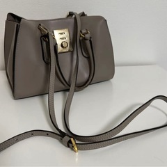 FURLAハンド/ショルダー2wayバッグの画像