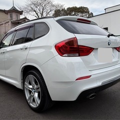 BMW X1 ｓＤｒｉｖｅ　１８ｉ　Ｍスポーツパッケージ　ＨＤＤナビ／スマートキー／プッシュスタート／純正１８インチアルミ／ルームミラーＥＴＣ／禁煙車／ＨＩＤヘッドライト／車検令和９年３月の画像