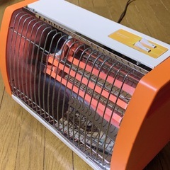 日立 電気ストーブ VH-690の画像