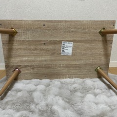 LOWYAサイドテーブルの画像