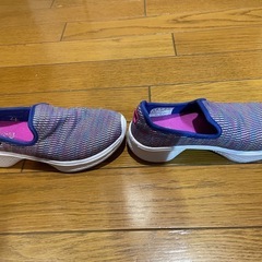 キッズ　スニーカー　17.5cmの画像