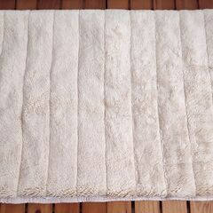 ★クリーニング済★ シングル　暖か〜い厚手毛布★の画像