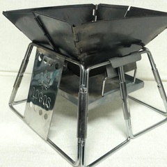 LOGOS  ロゴス　焚き火台　ストーブ　ピラミッドグリル　コンパクト　アウトドア　コンロ　ソロキャンの画像