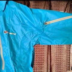 Berghausバーグハウス レインパーカー軽量の画像