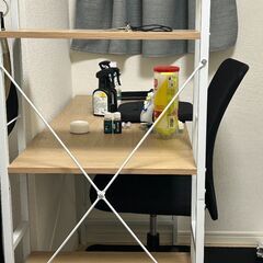 シングルベッド、机、椅子、等が無料です。の画像