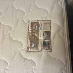 シングルベッドフレーム＆マッドセッド　再々値下げしましたの画像