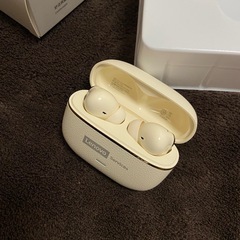 レノボ ワイヤレスイヤホン の画像