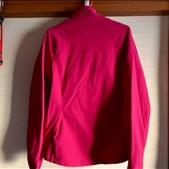 Berg haus トレッキングソフトシェルジャケットの画像