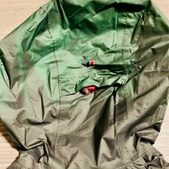 Berg haus//バーグハウス//レインパーカーの画像
