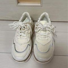 【新品未使用】AIR スニーカー 厚底 韓国 靴 24〜25cm の画像