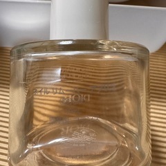 DIORネイルリムーバー　アプリコットの画像