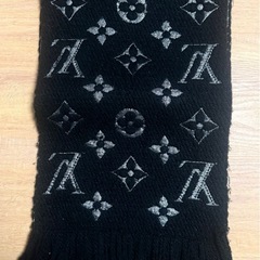 ルイヴィトン LOUIS VUITTON マフラー ロゴマニア シャインの画像