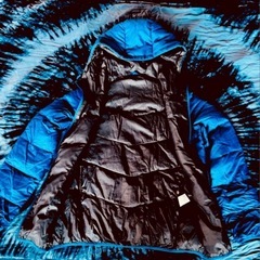 コンバースconverse フード付きブルーダウンジャケットの画像